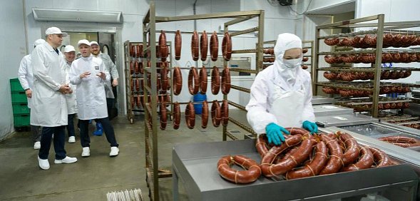На мясокомбинате. Фото правительства региона 