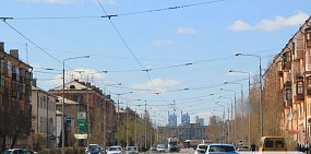 В Новотроицке 5-летний ребенок спрыгнул с балкона на 2 этаже