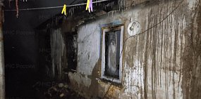В Оренбурге прокуратура начала проверку по факту пожара, на котором погибли 4 человека, в том числе 2-е детей