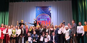 «Так вот, где сидят сотрудники администрации, когда снег надо чистить?!»: В Орск спустя год вернулся КВН