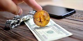 Криптовалюта заменит доллар в интернет-расчетах