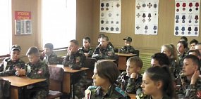 Ученики школы № 53 Орска встретились с сотрудниками и ветеранами ФСБ России