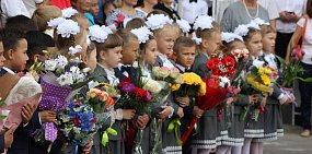 В России могут сократить количество справок при приеме детей в первый класс