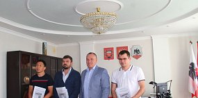 Сегодня орским медикам вручили ключи от квартир