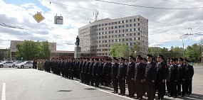 Сотрудников МВД застрахуют почти на 2 трлн рублей