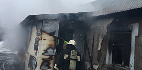 Сгоревший дом на ул.Тургенева в Оренбурге, фото: МЧС