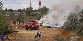В Орске сегодня горела свалка: видео