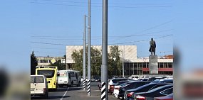 Возле недостроя в Оренбурге переносят троллейбусные провода