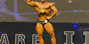 Роман Халиулин из Орска стал чемпионом мира по бодибилдингу в своей весовой категории