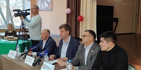 Власти на встрече с местными жителями 13 ноября