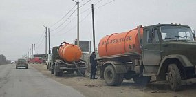 В Бузулуке сливают отходы в канализацию, фото: местные жители