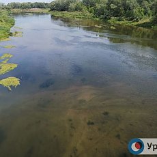 Река Урал в Оренбурге в районе пешеходного моста
