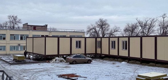 Новую модульную поликлинику на ул. Новосибирской в Орске обещают построить до конца декабря. Как она выглядит сейчас?
