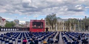 Сегодня жителям и гостям Оренбурга показывают фильмы о войне под открытым небом 