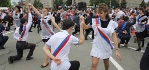 В Оренбурге около 2 500 выпускников примут участие в празднике «Весенний Бал-2017»