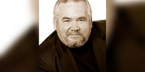 Владимир Бухаров. Источник: Оренбургский драматический театр