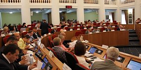 Депутаты Заксоба приняли отставку Олега Димова с поста вице-спикера