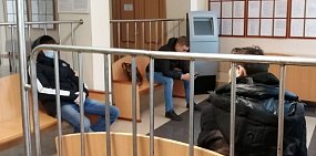 В Оренбурге и Орске проходят суды над участниками акций протеста. Задержанных еще не отпустили