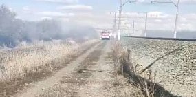 На месте пожара. Источник: Стоп-кадр из видео МЧС России по Оренбургской области
