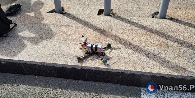 Несколько дронов пытались атаковать предприятие в Оренбургской области: подробности