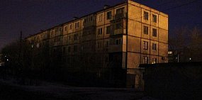 Из-за нависающих веток и ветра в Орске несколько раз за неделю отключали свет