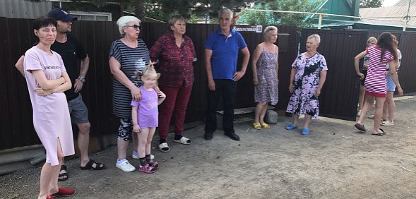 Поселок Железнодорожный Орска остался без водоснабжения. Жители не могут помыться уже несколько дней