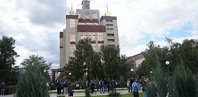 ОГУ, корпус на пр. Победы