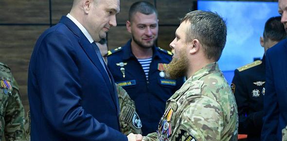 Врио губернатора встретился с участниками программы. Фото правительства