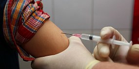 В России зарегистрировали первый инъекционный препарат от Covid-19
