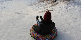 В Оренбурге 13-летний подросток переломал себе позвоночник, катаясь на тюбинге