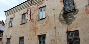 Аварийный дом в Орске