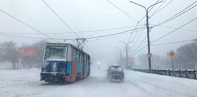 В Орске остановили движение трамваев из-за снегопада