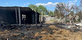 На месте пожара. Фото: МЧС Росси по Оренбургской области