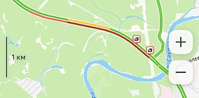 На въезде в Оренбург длинная пробка из-за двух аварий