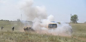 В Сакмарском районе террористы захватили здание администрации