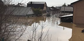 Затопленные дома в Орске. Апрель 2024 года