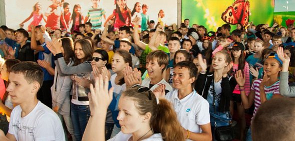 В детском лагере. Фото из архива