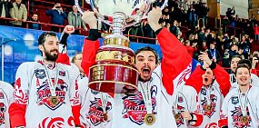 ХК «Южный Урал» заключил контракт с Алексеем Прохоровым