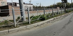 У Дворца пионеров по ул. Станиславского в Орске