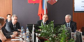 Сегодня Денис Паслер встретился с орскими депутатами