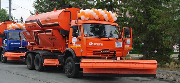 В летний период главные дороги Орска будут мыть 4 раза в месяц