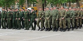 Военнослужащие в Ясном
