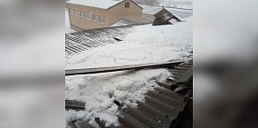 Крыша школы в Ташлинском районе, где обрушилась кровля, не ремонтировалась больше 50 лет