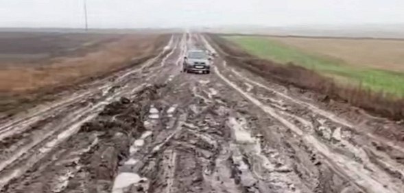 В Матвеевском районе дорог нет, есть только направления