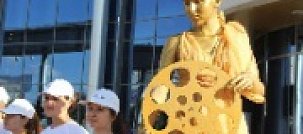 В Оренбурге открылся международный кинофестиваль «Восток & Запад»