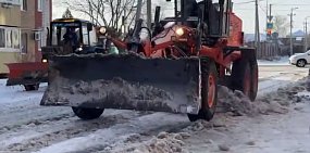 Ремонт пожарного гидранта, из-за которого затопило территорию в районе улицы Краматорской, закончили