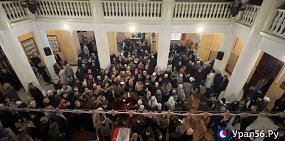 Сегодня в Орске простились с экс-гендиректором ОНОСа Владимиром Пилюгиным