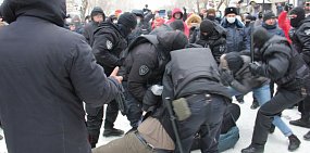 Прокуратура проверит заявления о жестких действиях ОМОНа на акциях протеста в Оренбурге и Орске 