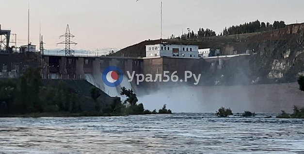 Через несколько дней сброс с Ириклы увеличат до 60 кубометров в секунду