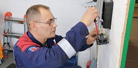 На Медногорском МСК выбрали лучшего электромонтера